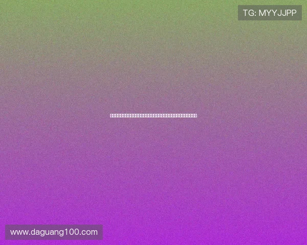 罗林斯膝盖受伤倒地后顽强起身坚持完成比赛瞬间展现赛场精神体育竞技魅力